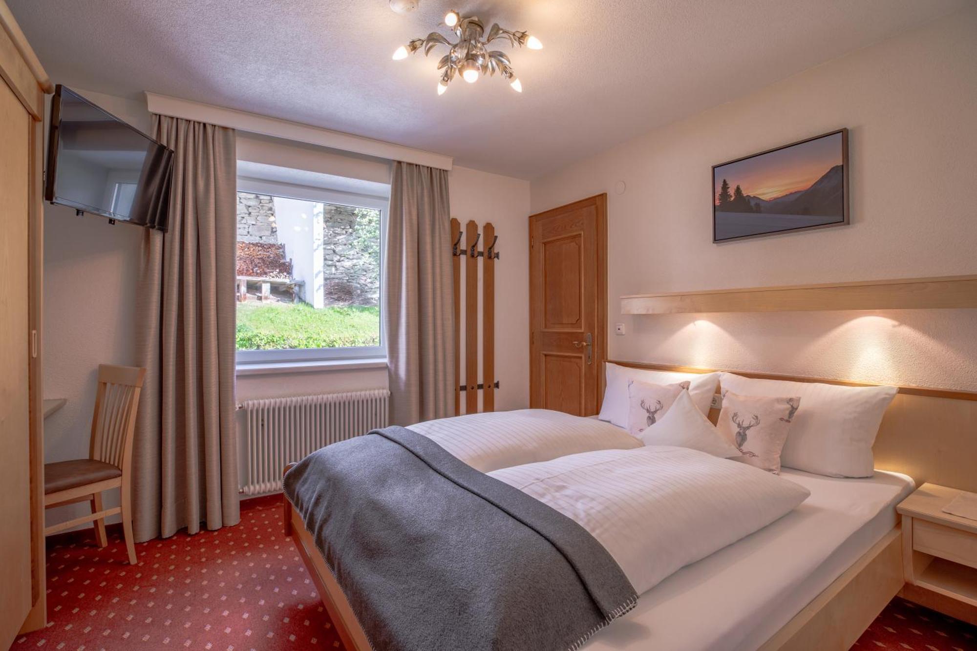 Patteriol Apart-Hotel-Garni Санкт-Антон-ам-Арльберг Экстерьер фото